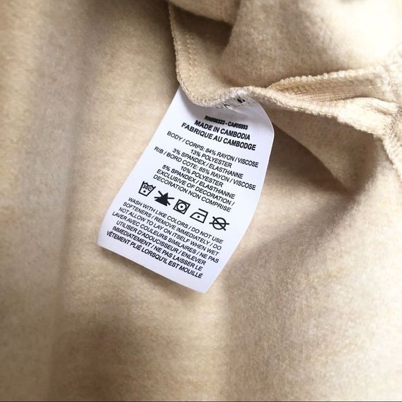 nike - yoga luxe fleece v-neck top - Picture 6 of 6